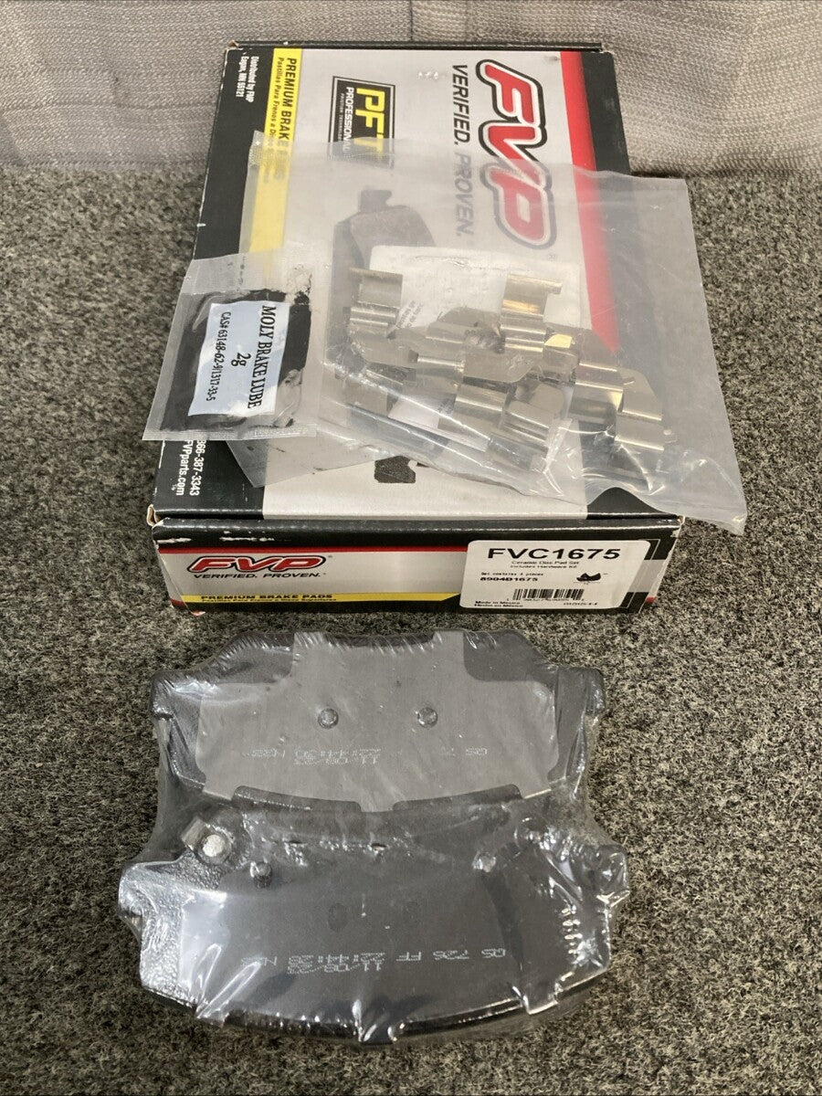 New Genuine FVP FVC1675 Ceramic Disc Brake Pad Set