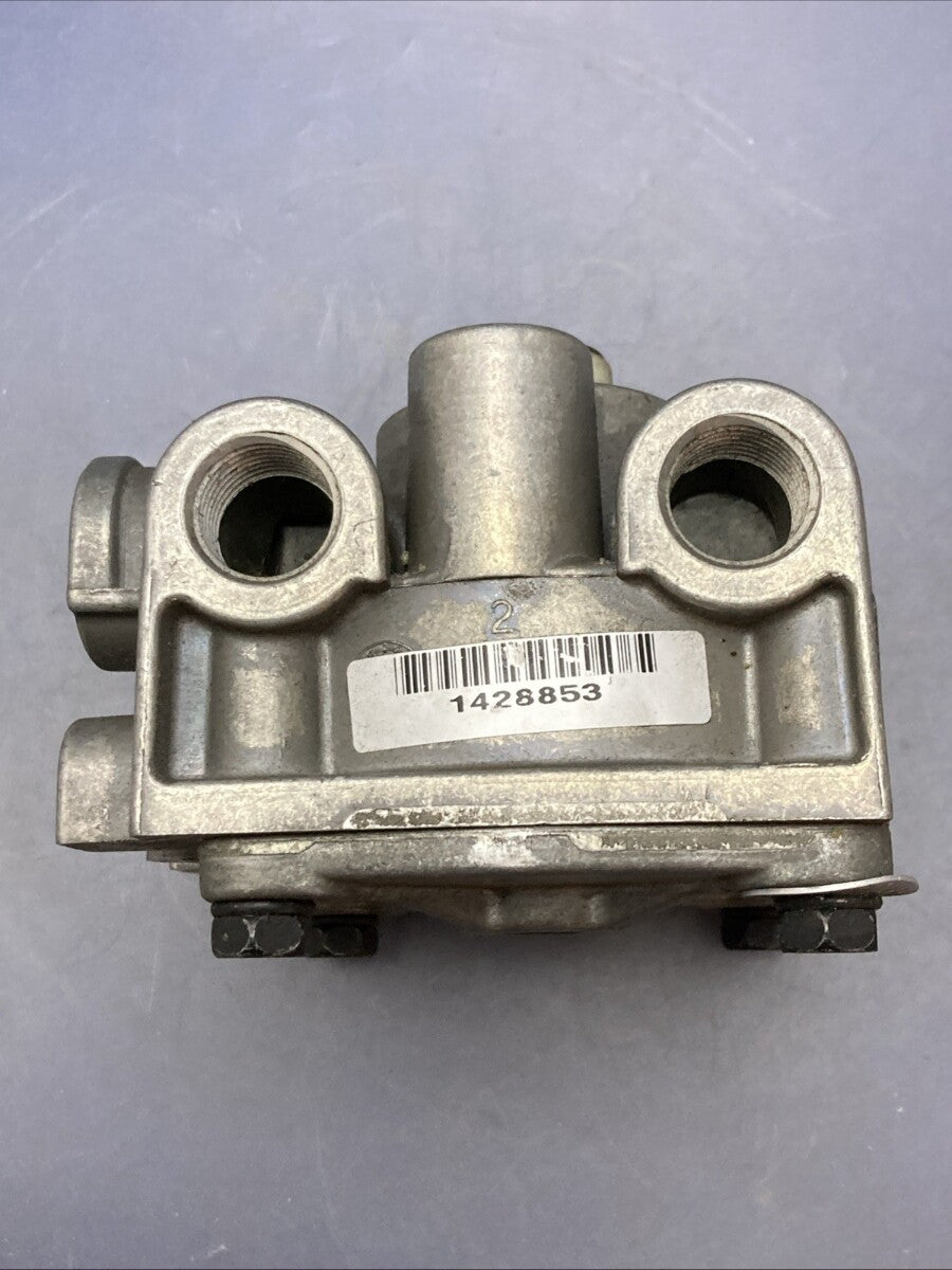 New Genuine Bendix T-5019505 Brake Relay Valve Replaces 23888462, K146345