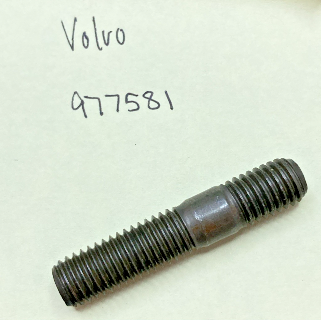 New Replaces Volvo 977581 Stud
