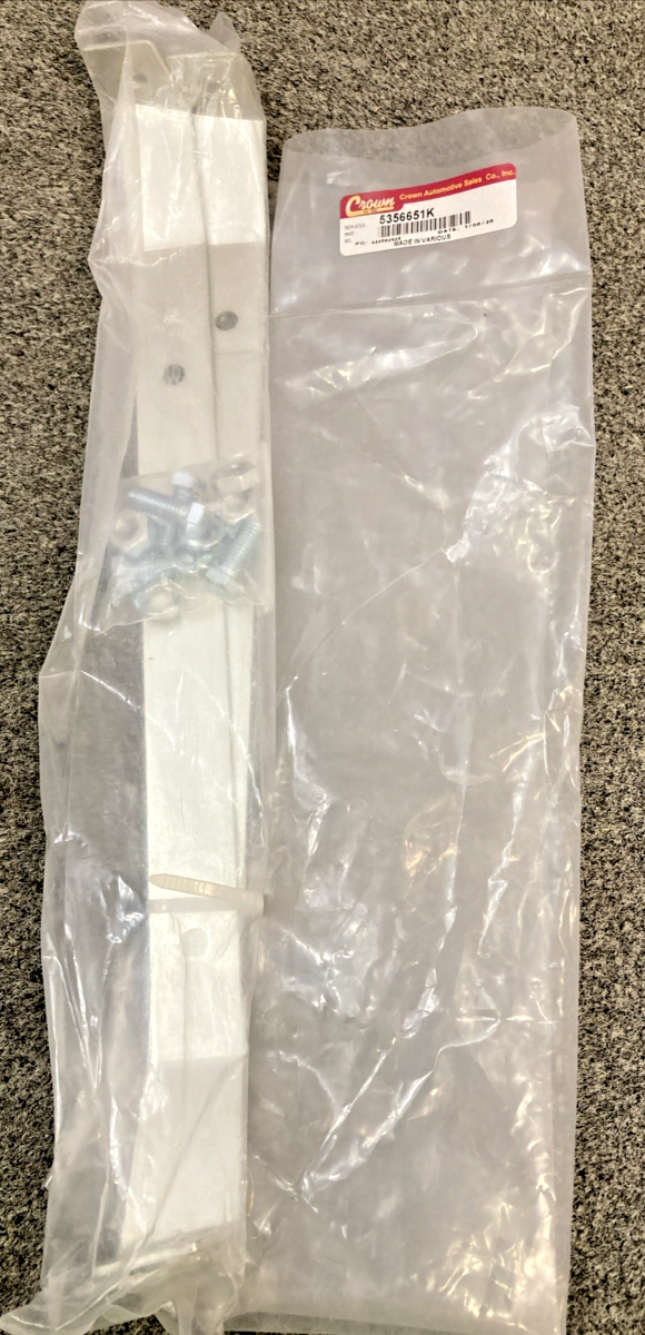 New Genuine Crown 5356651K Fuel Tank Strap Kit