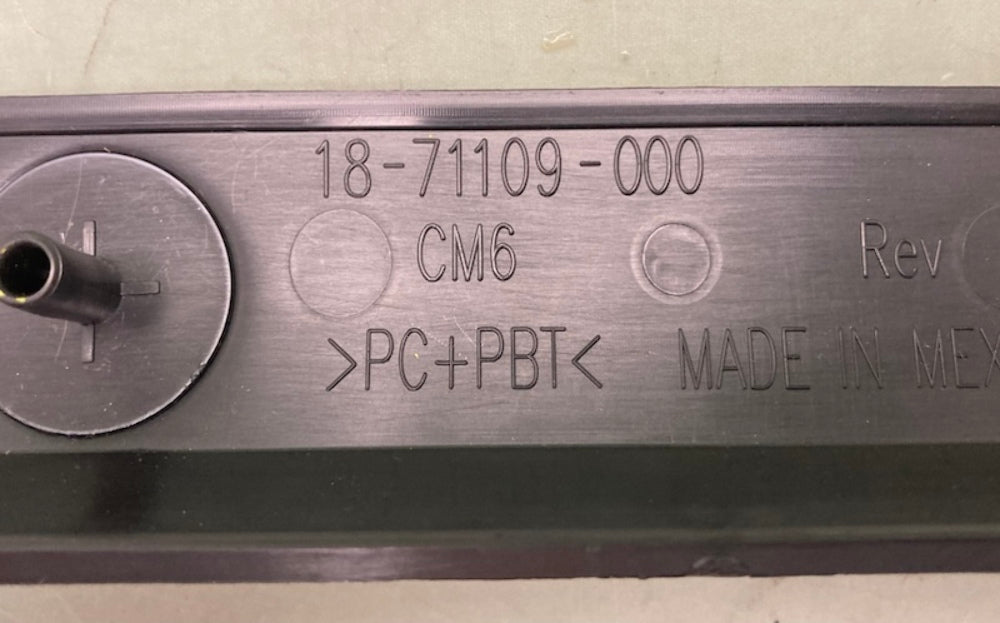 Replaces Freightliner 18-71109-000 Cab Accent Panel New