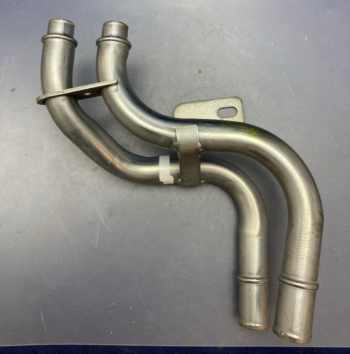 New Replaces Volvo 84711084 Pipe Set