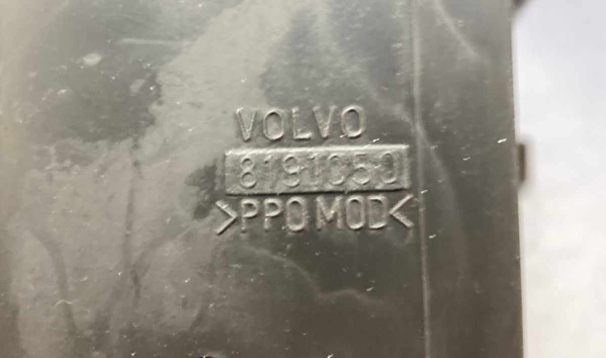 New Genuine Volvo 8191050 HVAC Vent