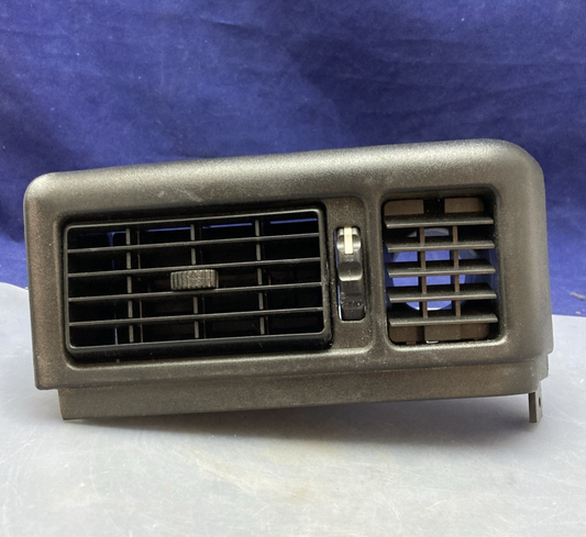 New Genuine Volvo 8191050 HVAC Vent