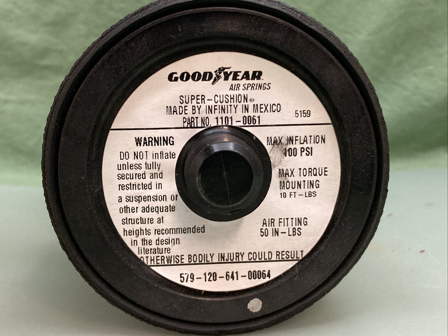 New Genuine Goodyear 1101-0061 Air Spring