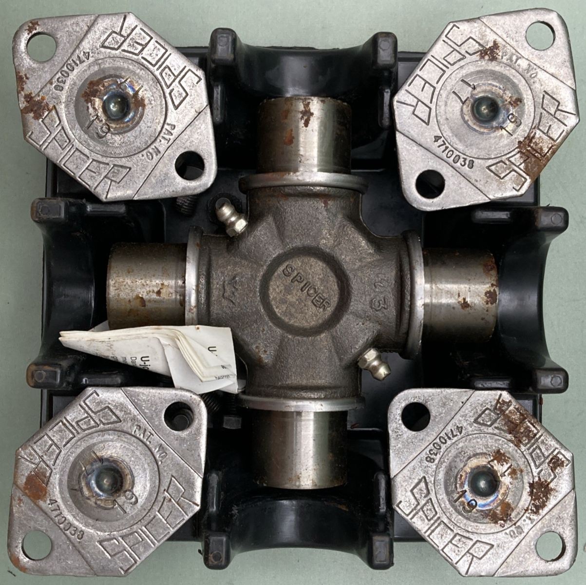 New Genuine Spicer 5279X U-Joint Kit 1610