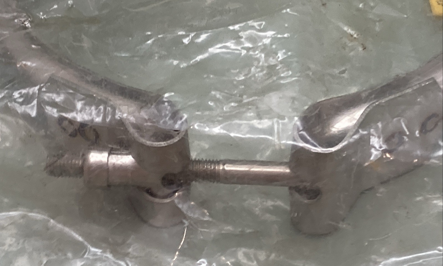 New Genuine Mack 25174573 Hose V-Clamp