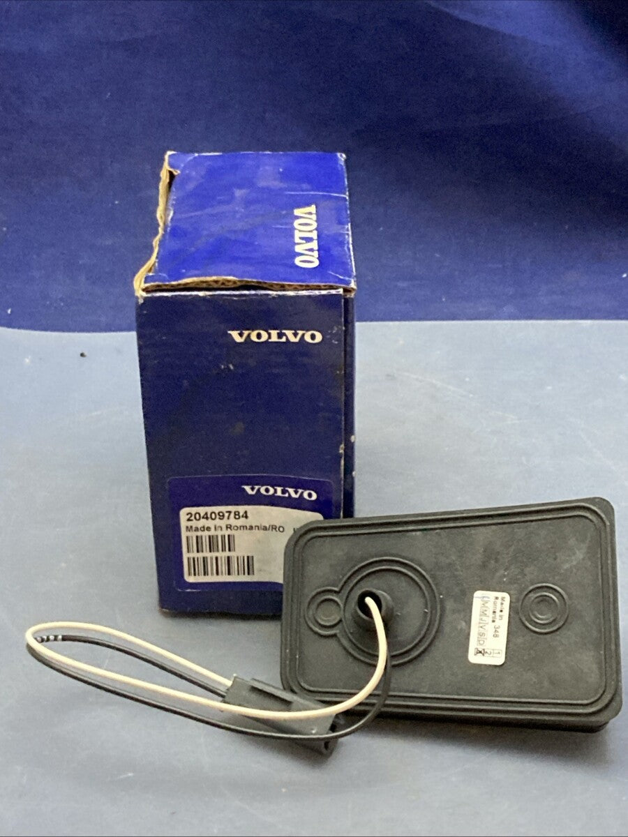 New Genuine Volvo 20409784 Cab Marker Light Base Assembly