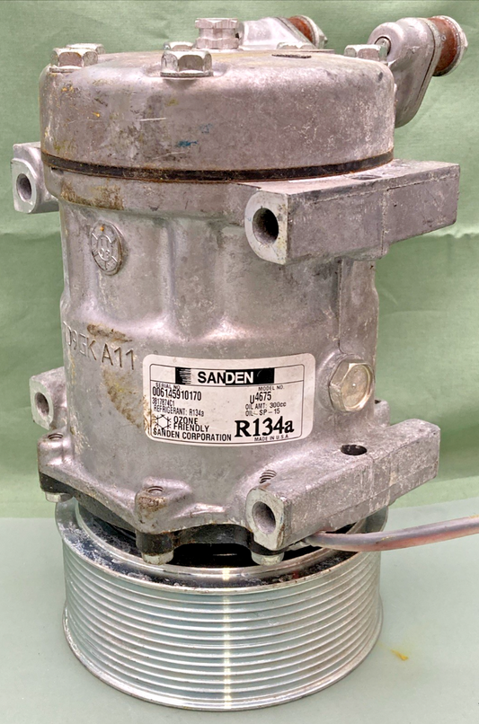 New Genuine Sanden U4675 Compressor