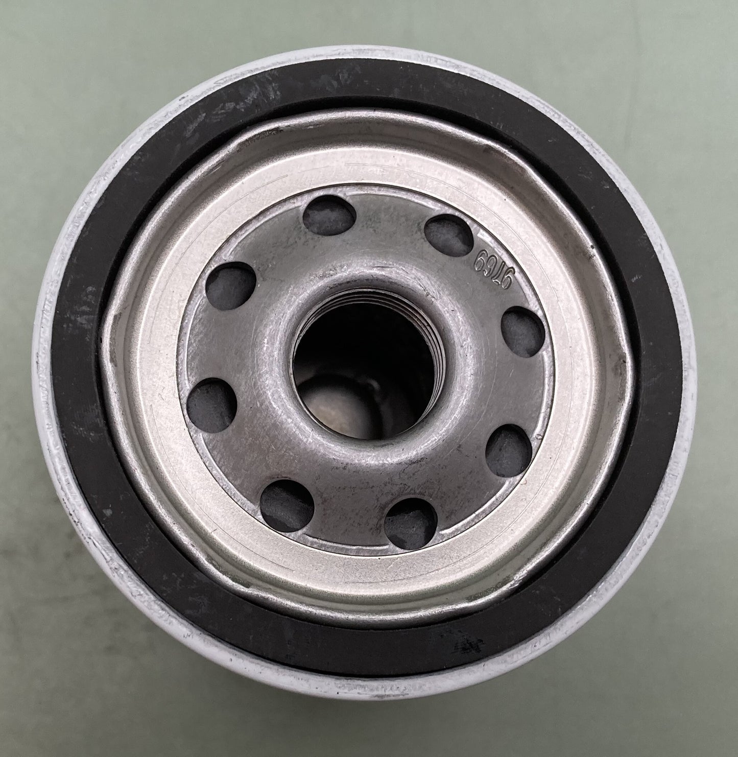 New Genuine Fleetguard LF3335 Engine Oil Filter