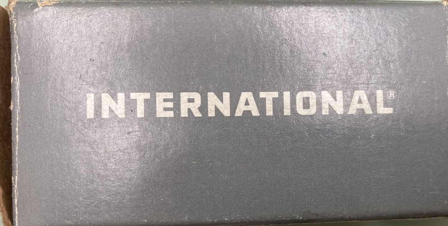 New Genuine International 2021374C1 Switch, Low Pressure