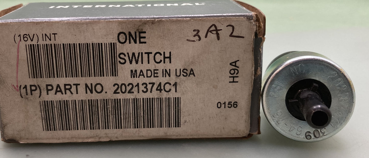 New Genuine International 2021374C1 Switch, Low Pressure