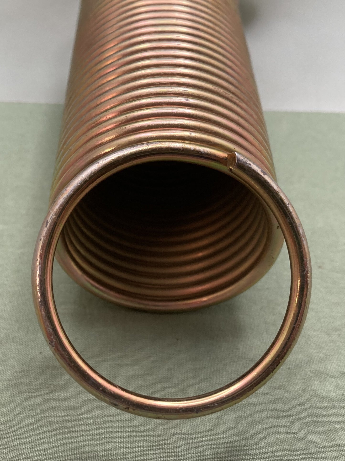 New Genuine International 3519843C1 One Spring