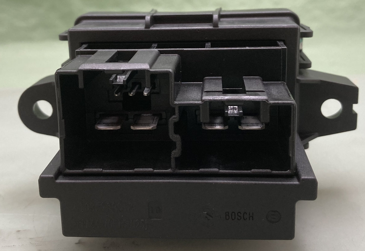 New Genuine Volvo 85120287 Module