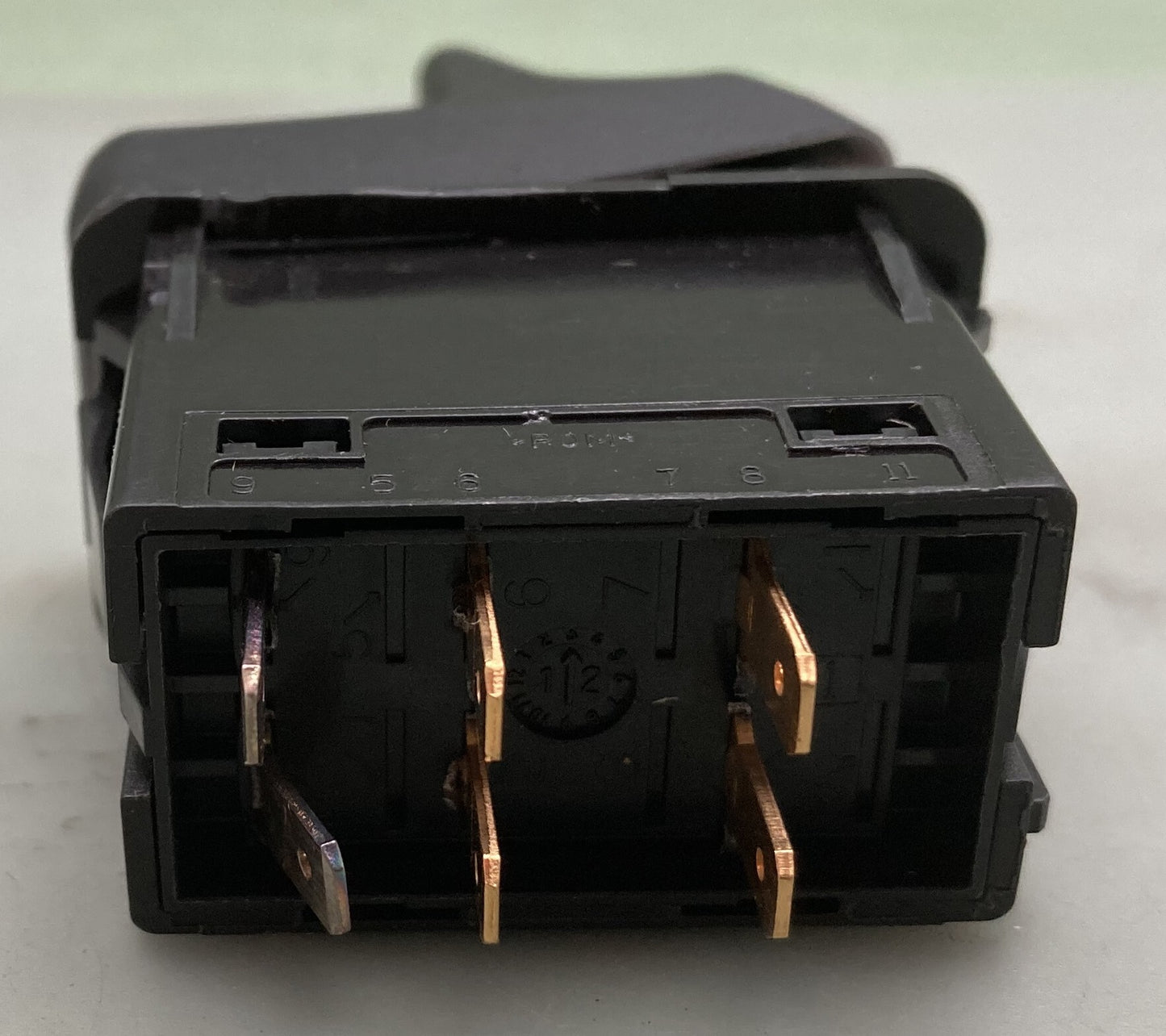 New Genuine Volvo 20470633 Multi-Purpose Switch