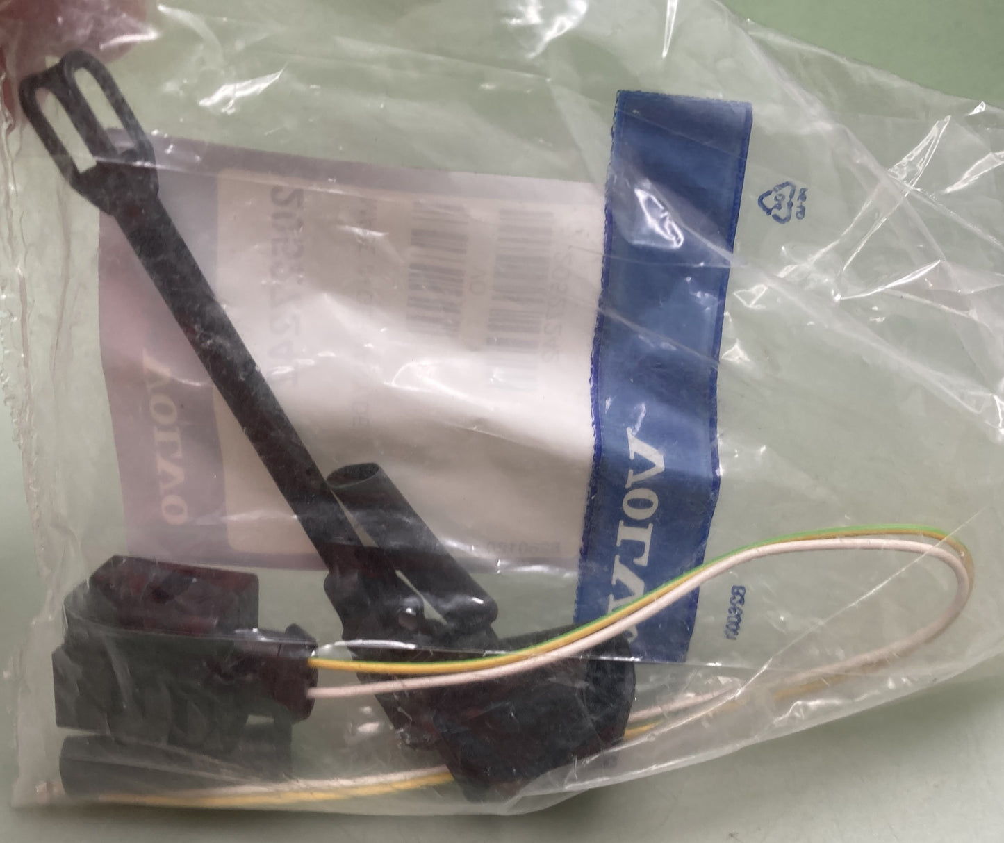 New Genuine Volvo 20527242 ECT Sensor