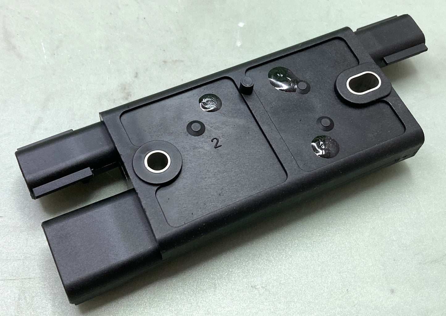 New Genuine Cummins 2888227 Junction Box Module