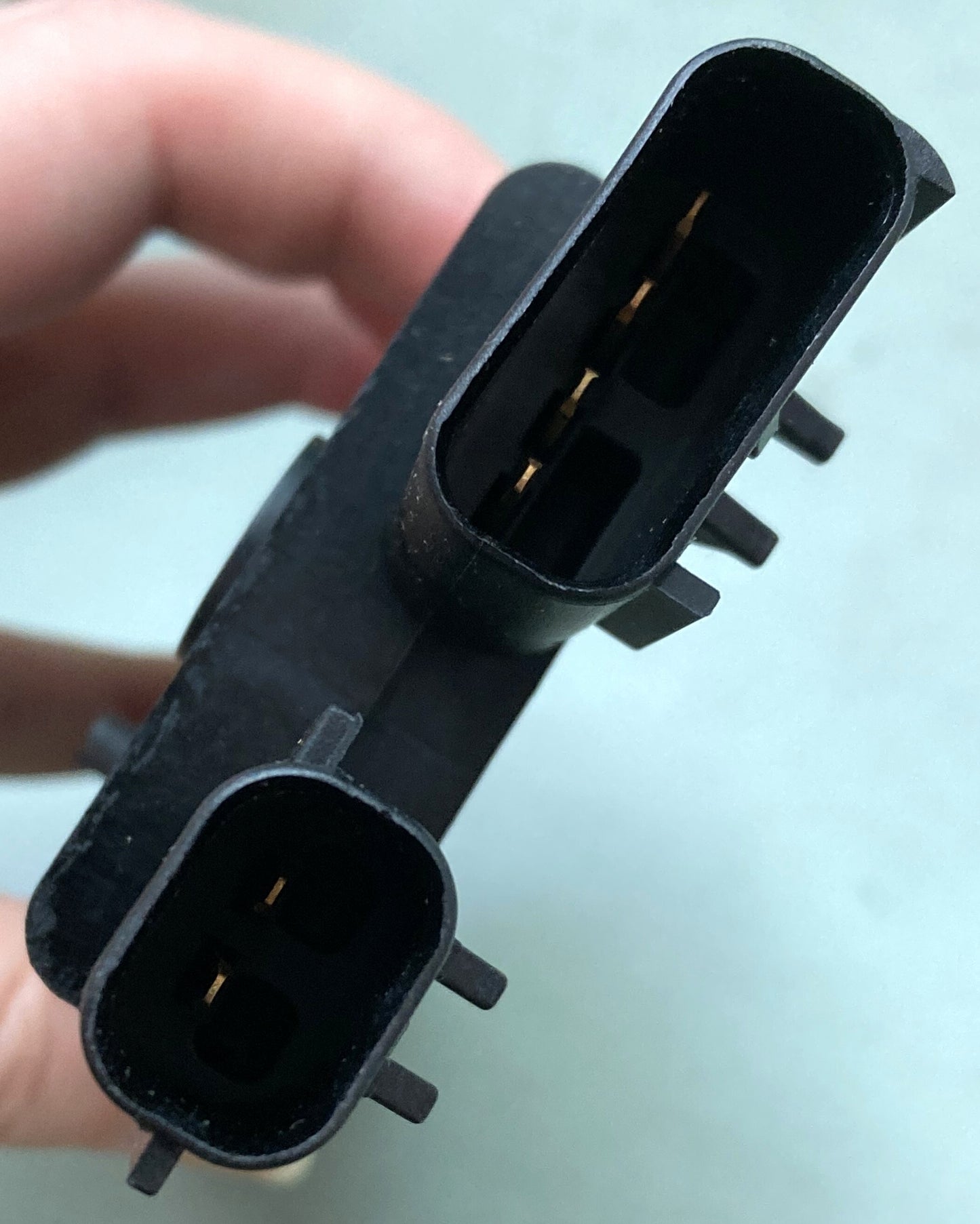 New Genuine Cummins 2888227 Junction Box Module