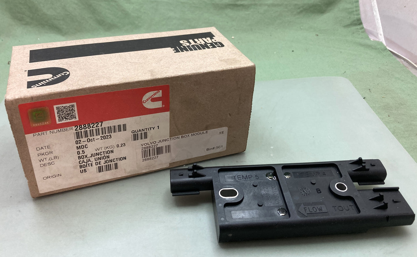 New Genuine Cummins 2888227 Junction Box Module