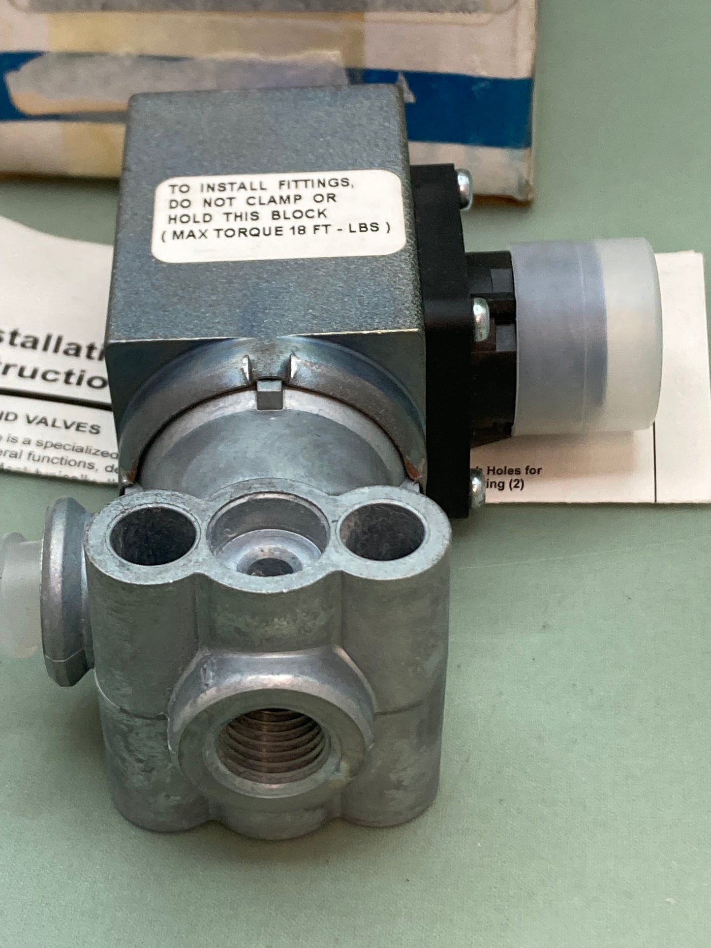 New Genuine Bendix Volvo 21396762 SOLENOID VALVE