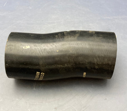 New Replaces Volvo 22835303 Coolant Hose