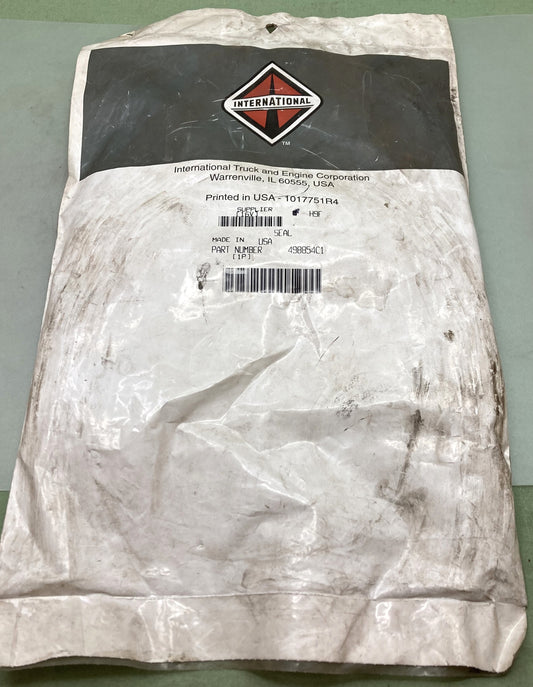 New Genuine International 498854C1 Seal