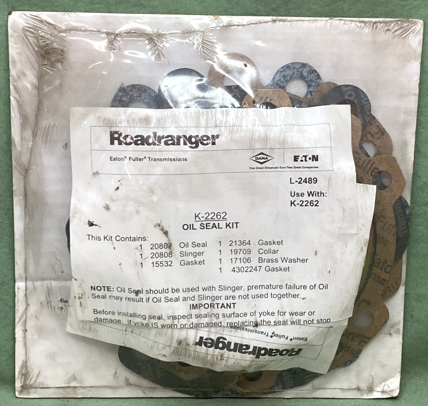 New Genuine Eaton Fuller K-2262 Oil Seal Kit