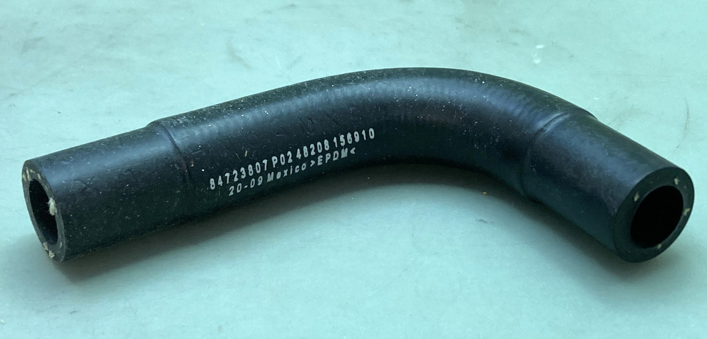 New Replaces Volvo 84723807 Transmission Vent Hose