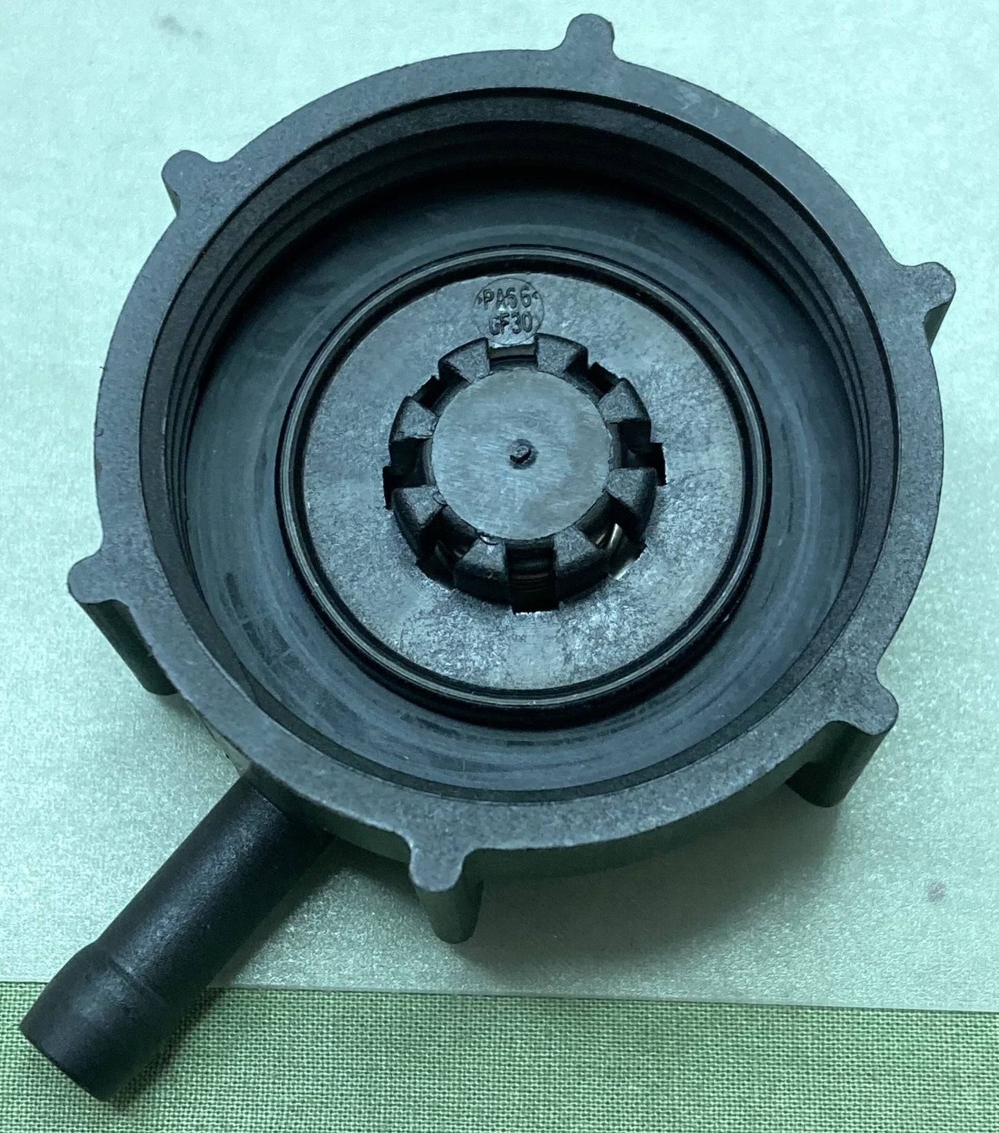 New Replaces Volvo 21314359 Engine Coolant Reservoir Cap