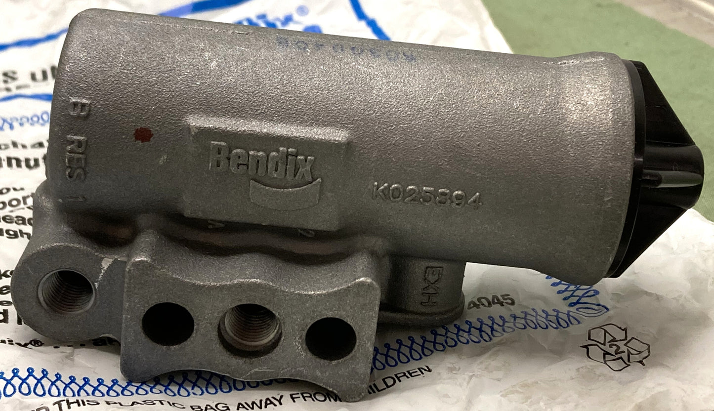 Reman. Genuine Bendix 275491 Air Governor