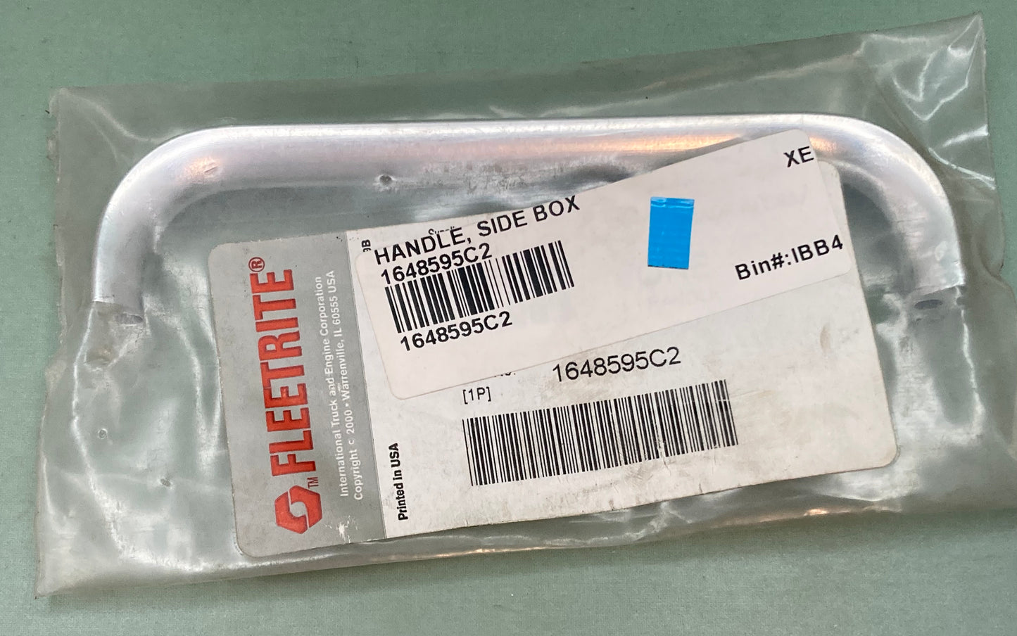 New Genuine Fleetrite 1648595C2 HANDLE SIDE BOX