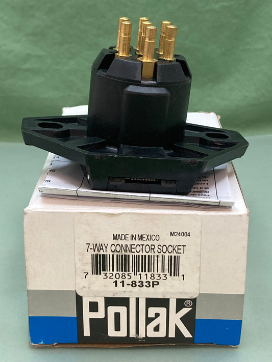 New Genuine Pollak 11-833P 7-Way Connector Socket