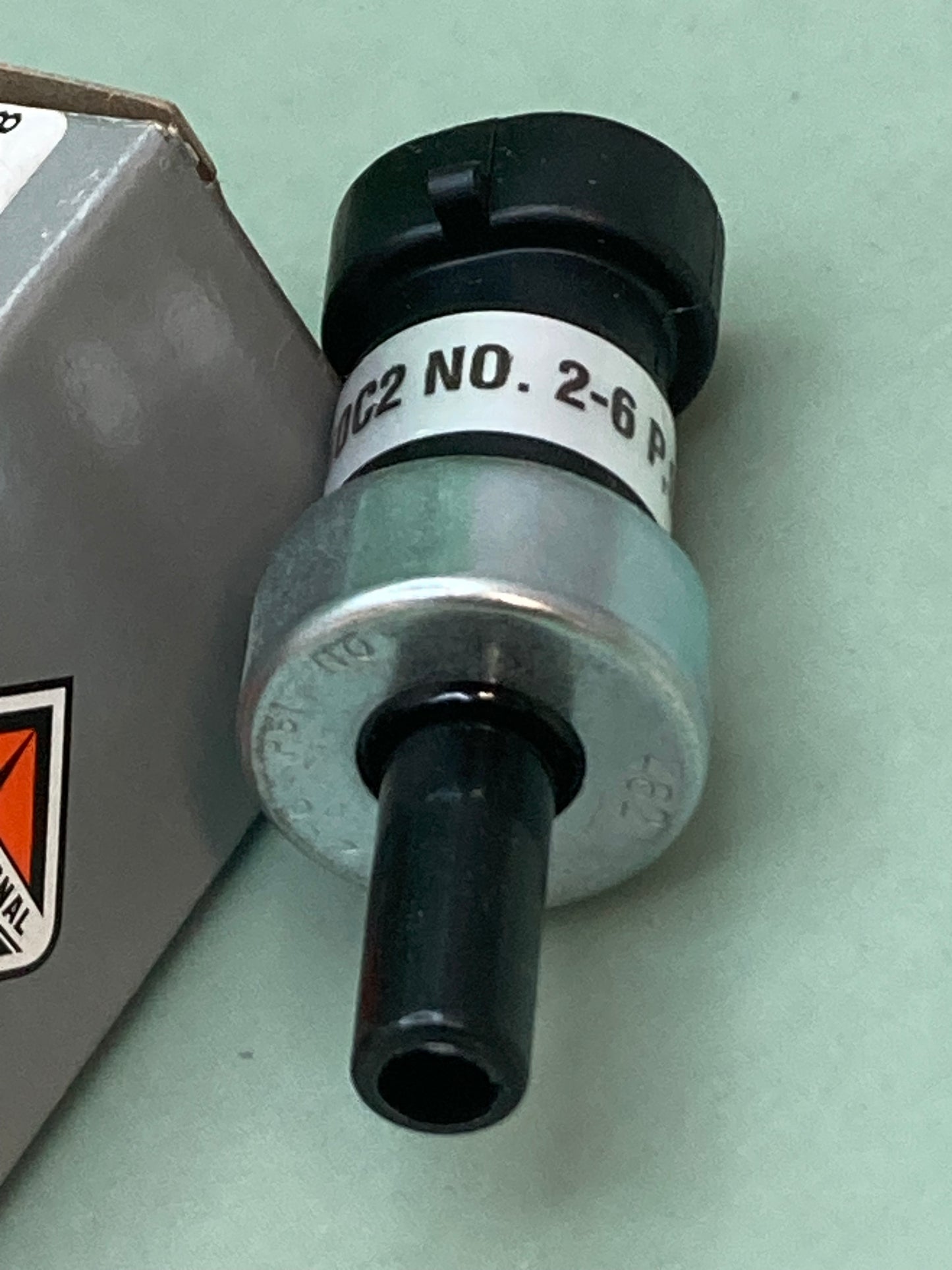 New Genuine International 2505850C2 SWITCH PRESSURE SLS