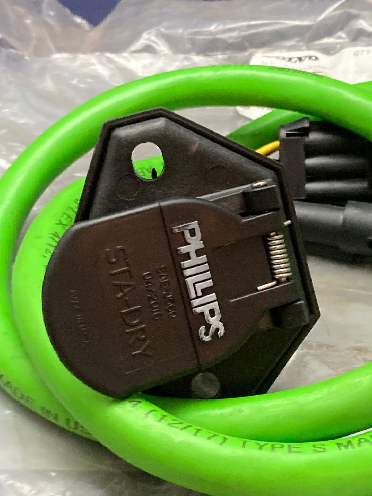 New Genuine Volvo 20577307 Wiring Harness