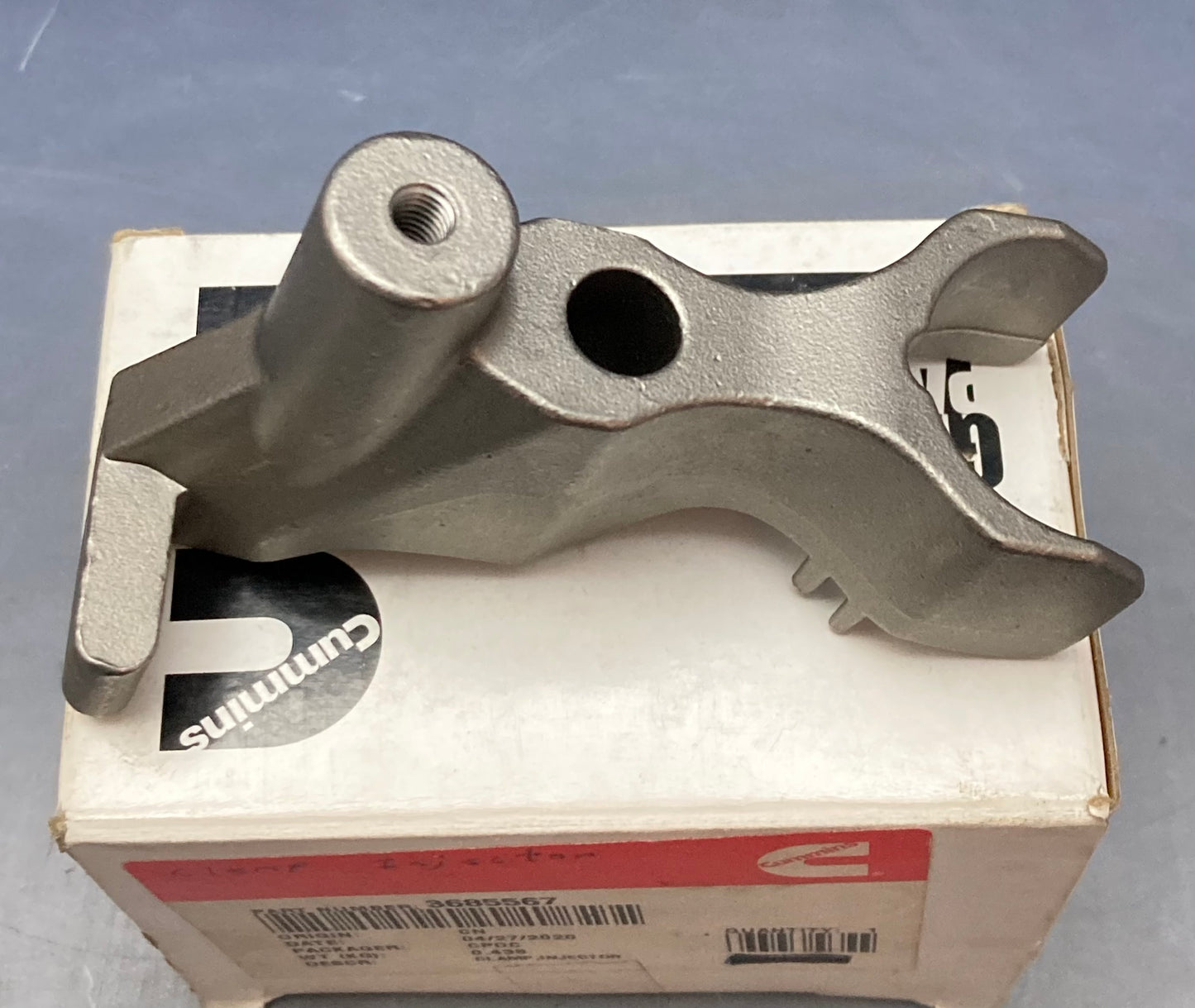 New Genuine Cummins 3685567 Fuel Injector Clamp