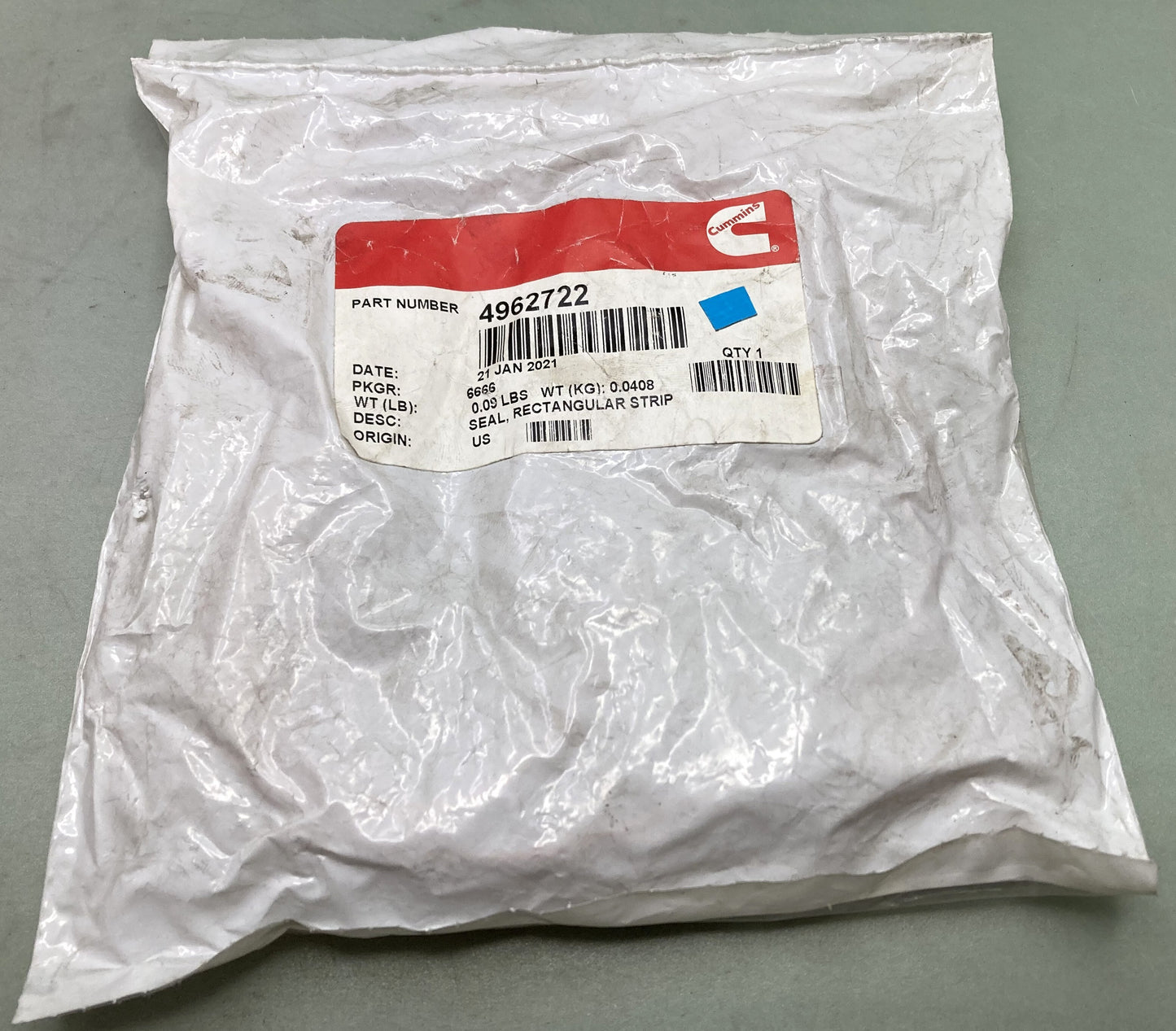 New Genuine Cummins 4962722 Rectangular Strip Seal
