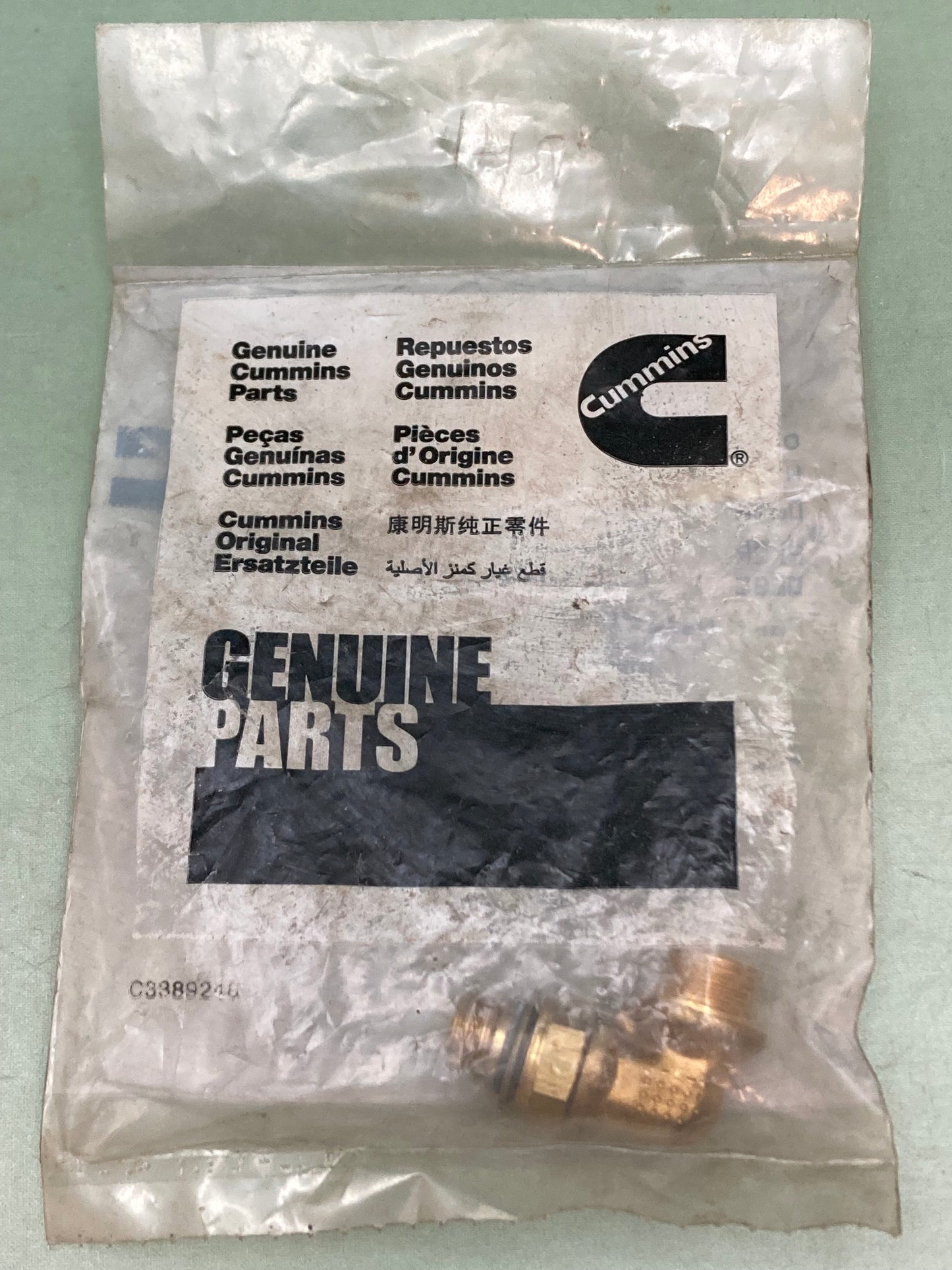 New Genuine Cummins 4952179 Male Elbow Fitting Union