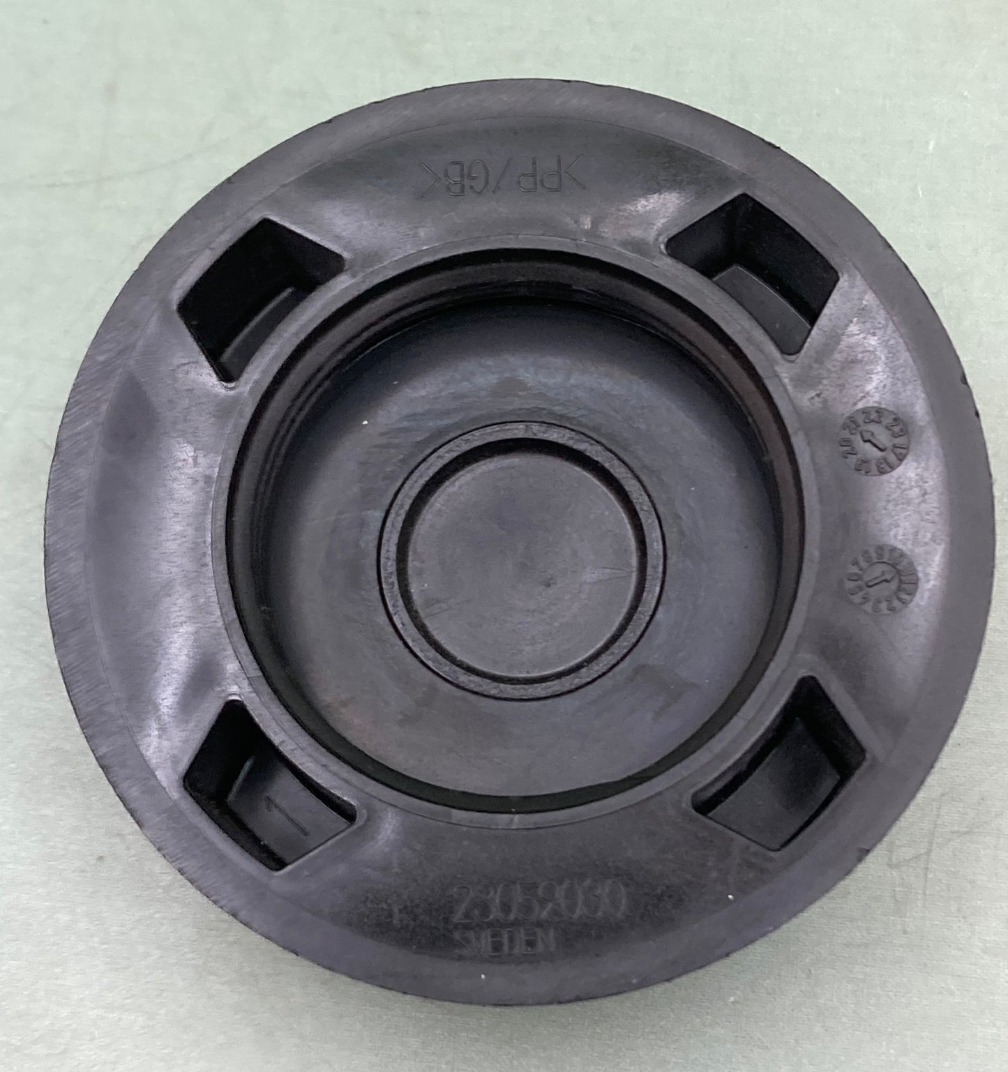 New Genuine Volvo 23059030 Multi-Purpose Cap