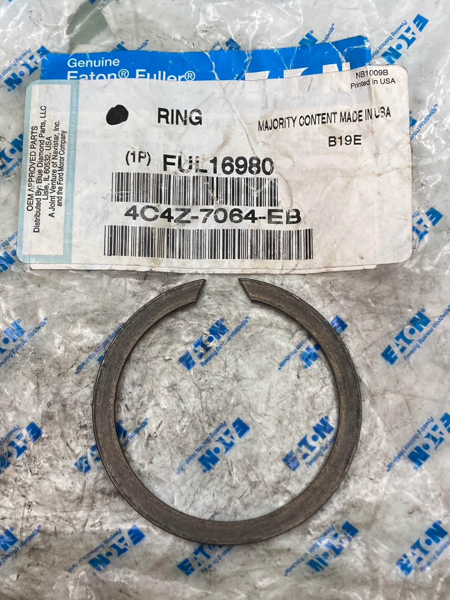 New Genuine Eaton 16980 Snap Ring