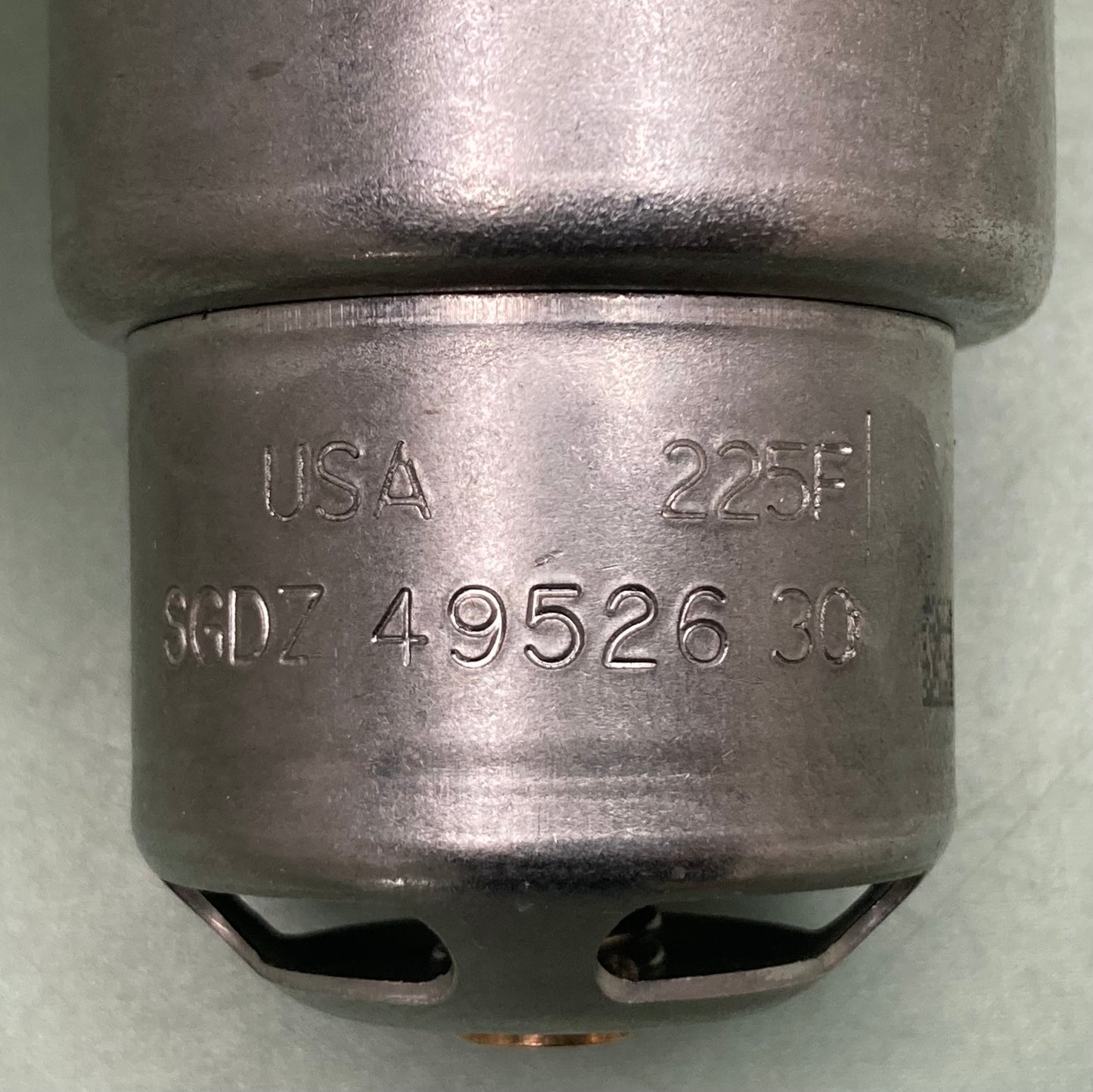 New Genuine Cummins 4952630 Engine Coolant Thermostat