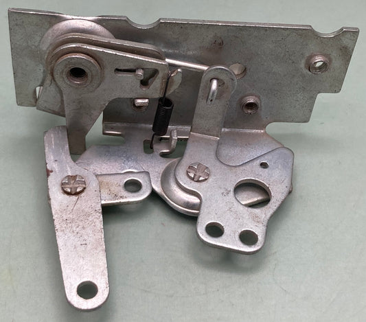 New Replaces Cummins 578066C2 Latch, Door, Inside Right