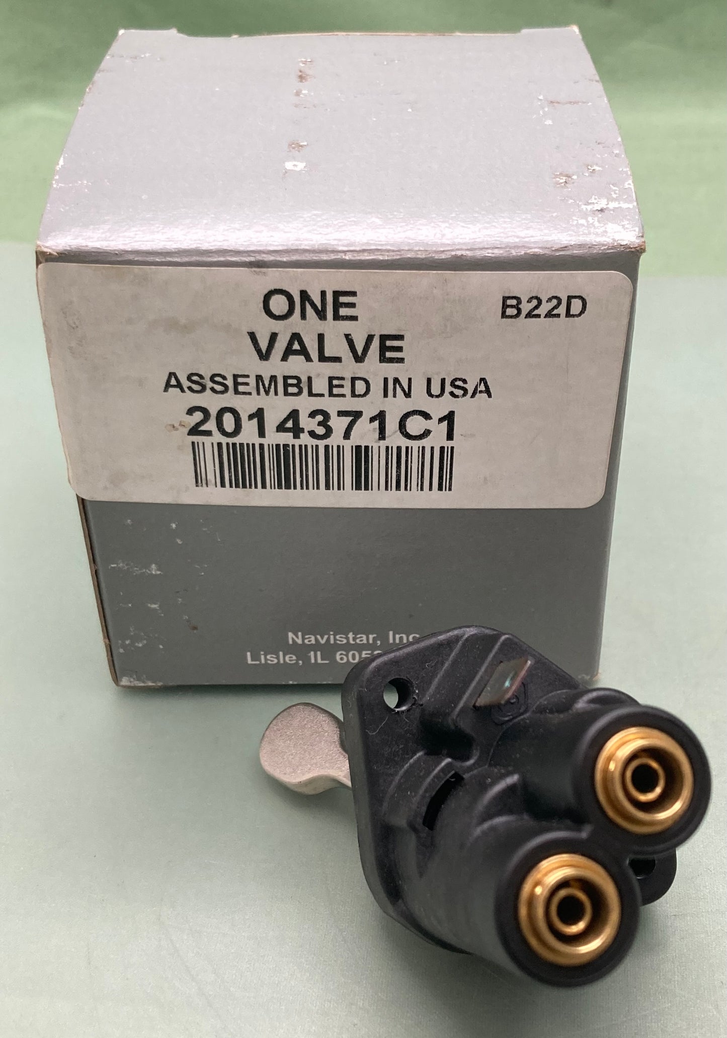 New Genuine International 2014371C1 Valve