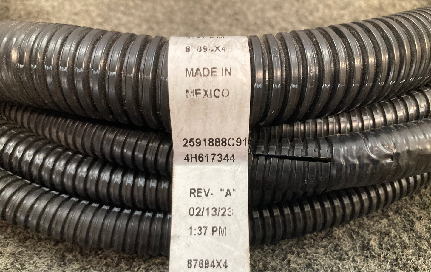 New Genuine International 2591888C91 Harness, Harn Rear Chas 07 Bld