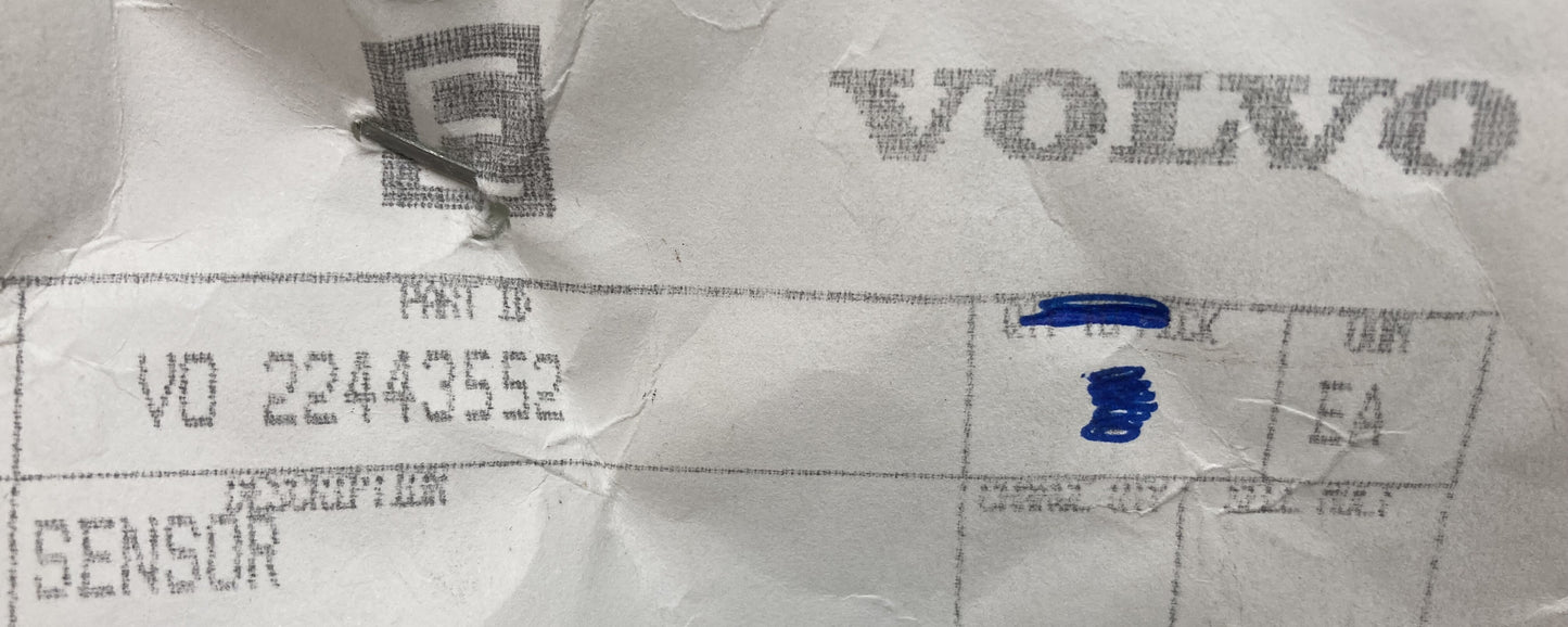 New Genuine Volvo 22443552 A/C SENSOR PRESSURE