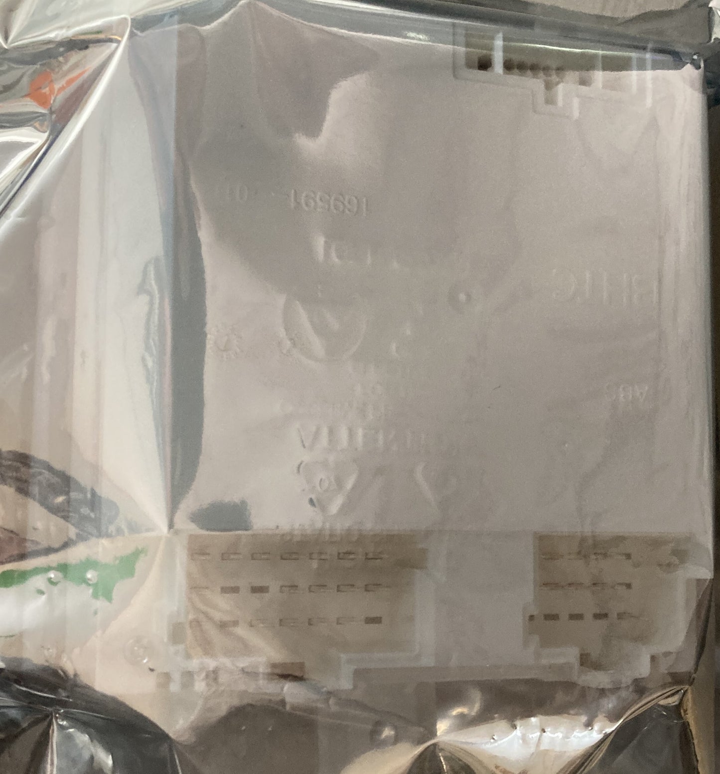 New Genuine Volvo 21326142 Engine Control Module (ECM)