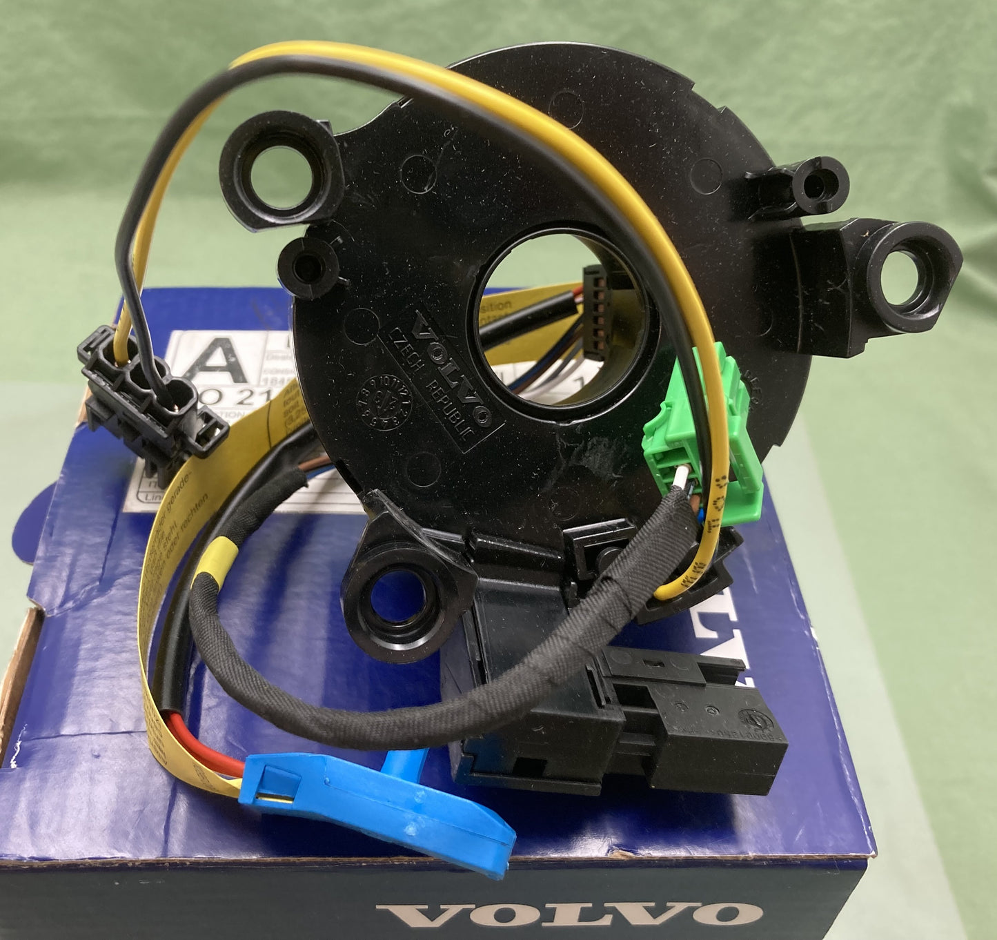 New Genuine Volvo 21104955 CONTACT REEL