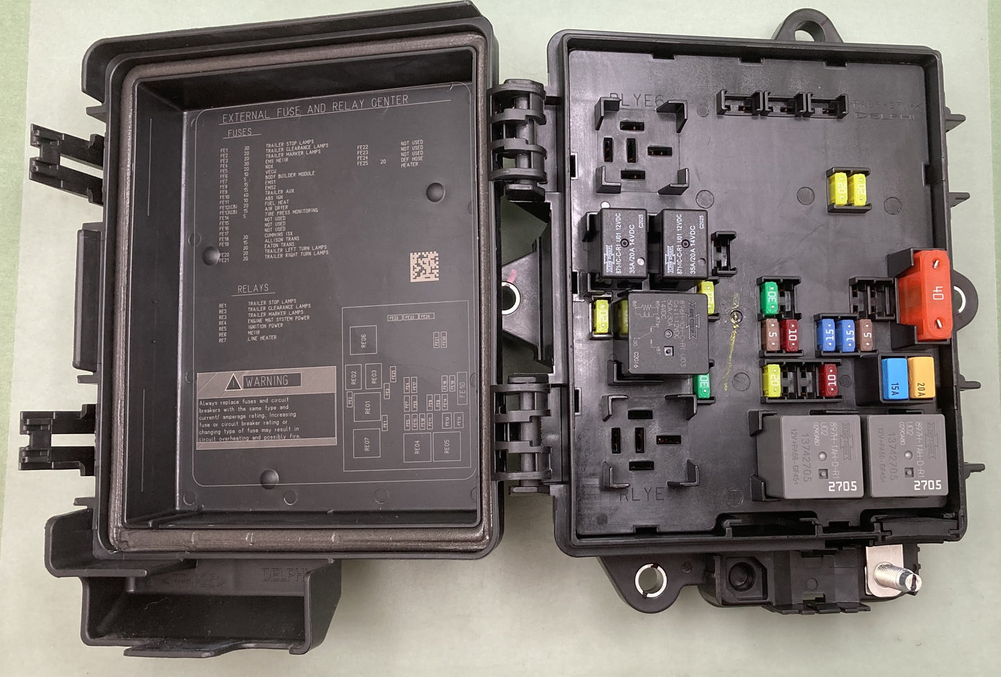 New Genuine Volvo 23942175 Battery Power Distribution Box