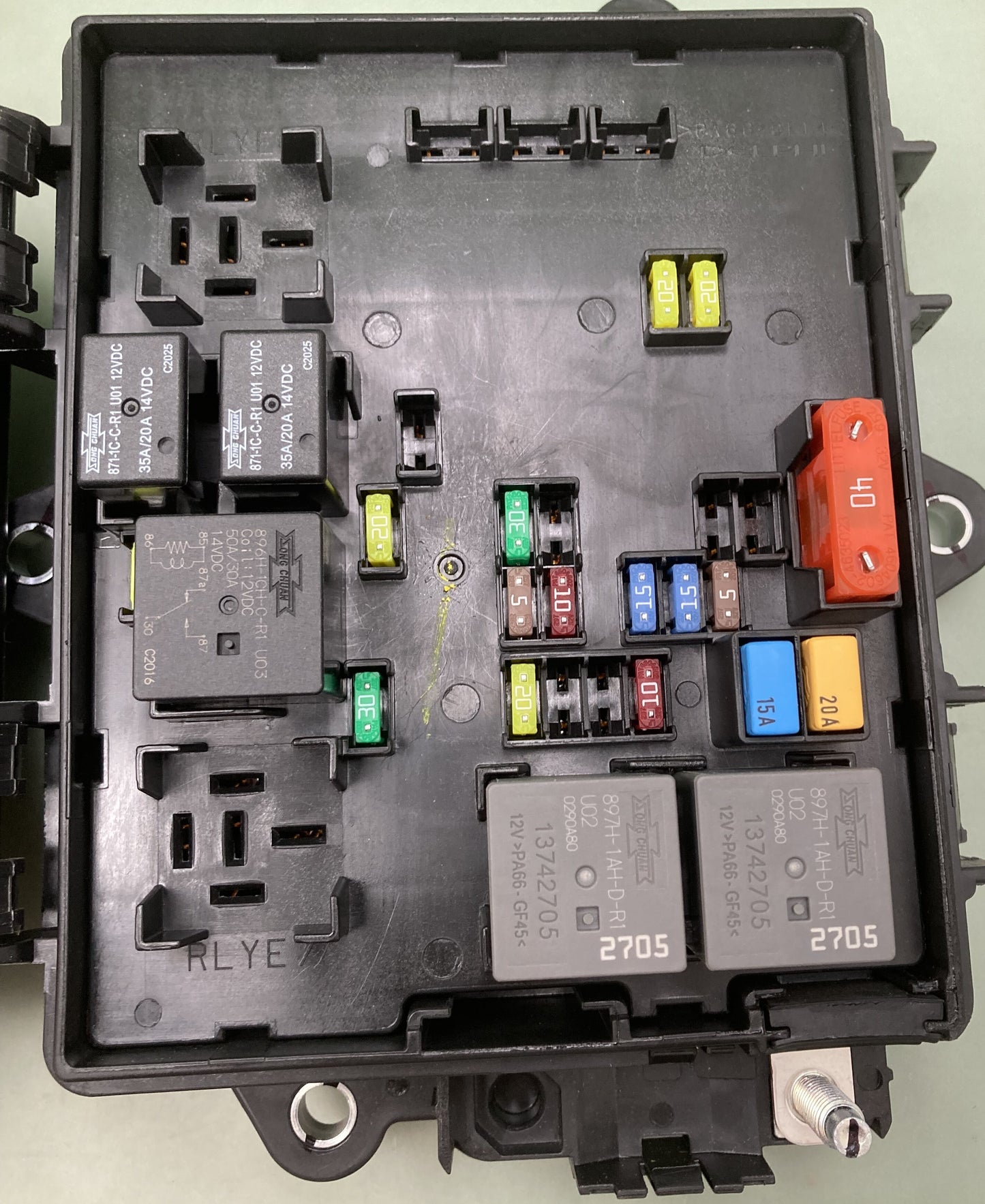New Genuine Volvo 23942175 Battery Power Distribution Box