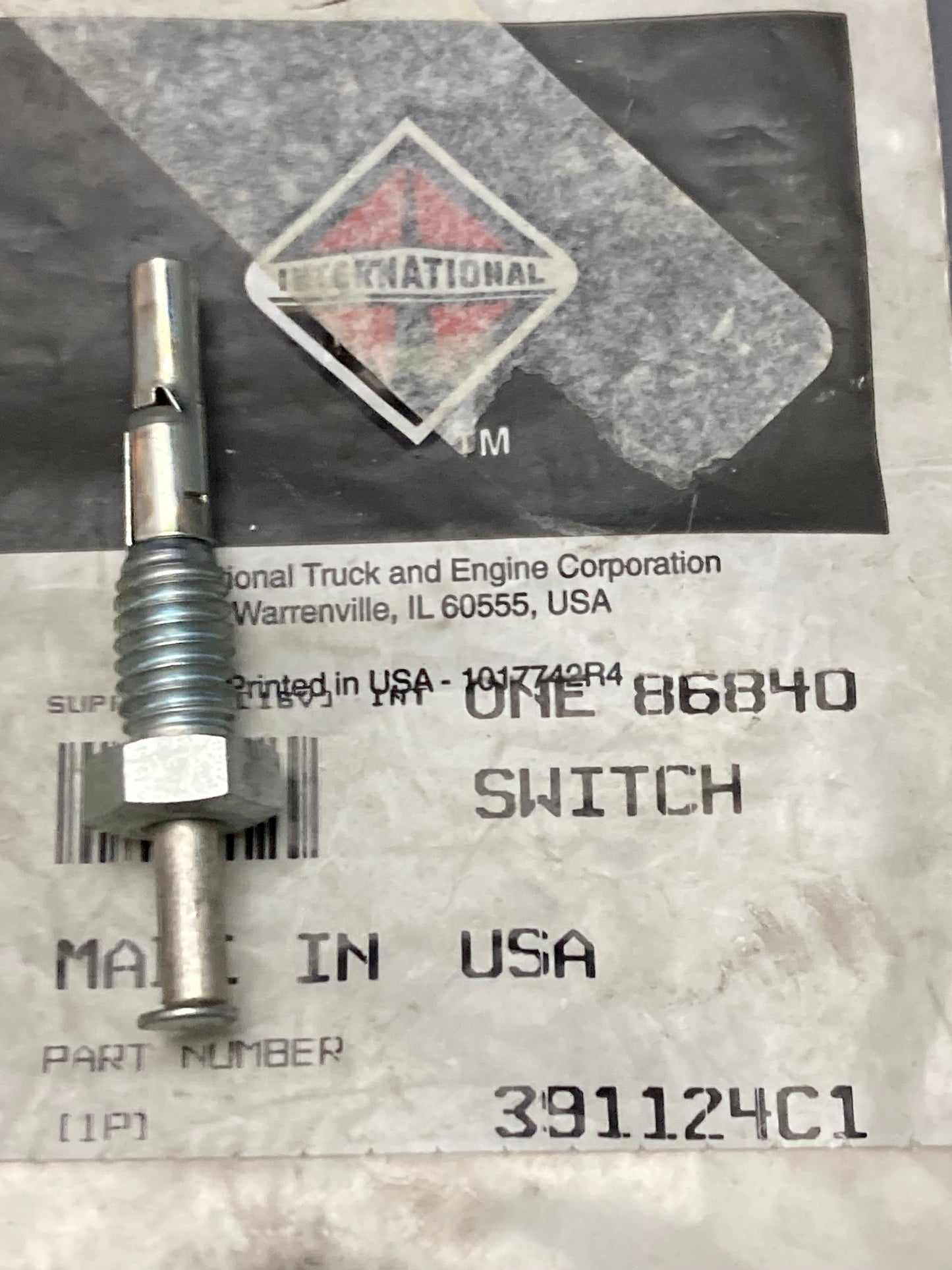 New Genuine International 391124C1 Switch
