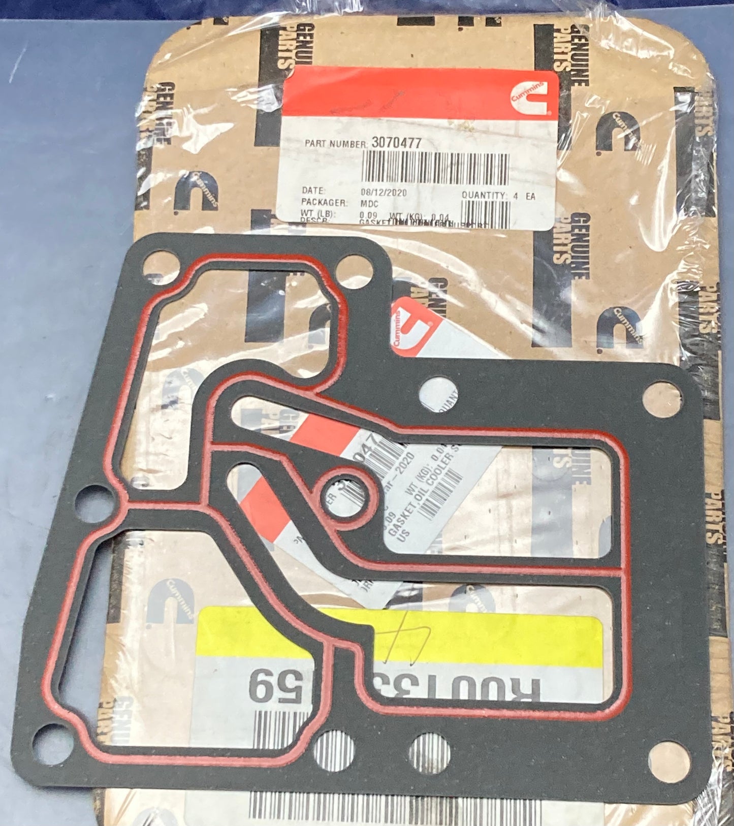 New Genuine Cummins 3070477 Oil Cooler Support Gasket